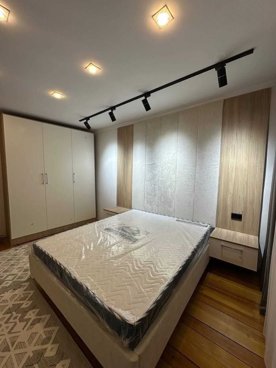 Метро Буюк Ипак Йули 2/2/5 Квартира Фулл 40m²