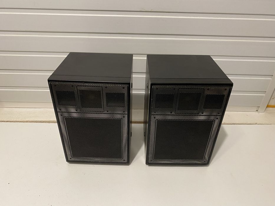 Boxe Sanyo 2 cai bass reflex 25 w
