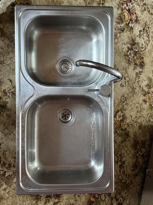 Продам мойку со смесителем