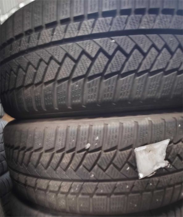 2бр. зимни гуми 215/50/18 Continental