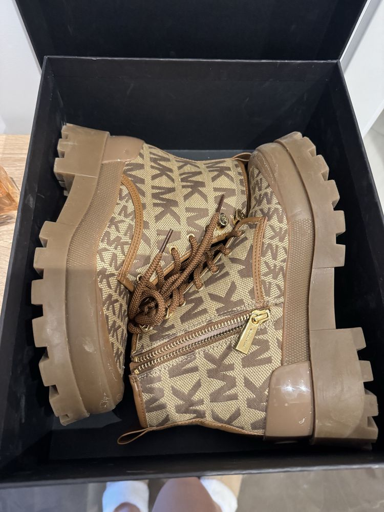 Дамски боти Michael Kors 6UK