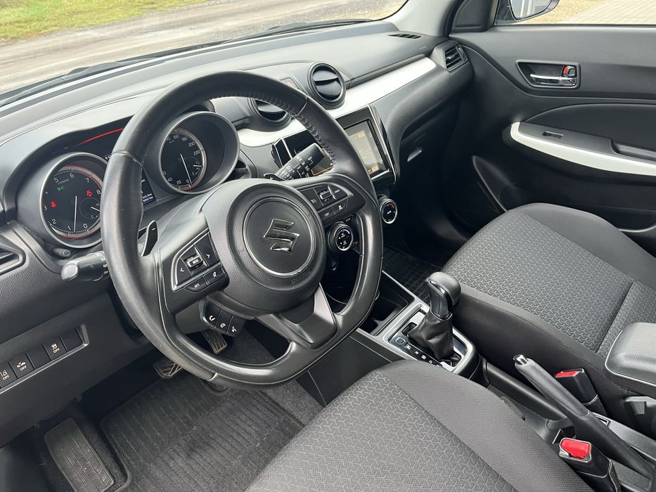 Vand / Schimb suzuki swift 2019 automat