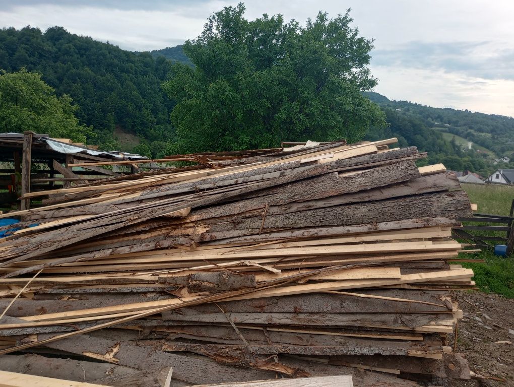 Resturi de lemn (de foc sau pentru gard)