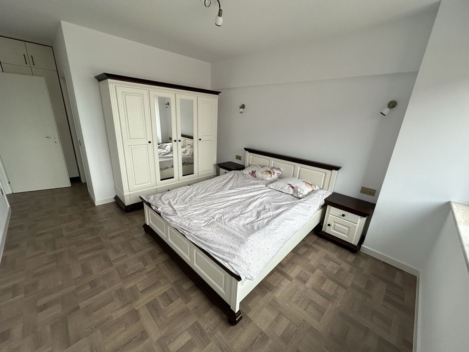 Proprietar - vand apartament NOU 3 camere