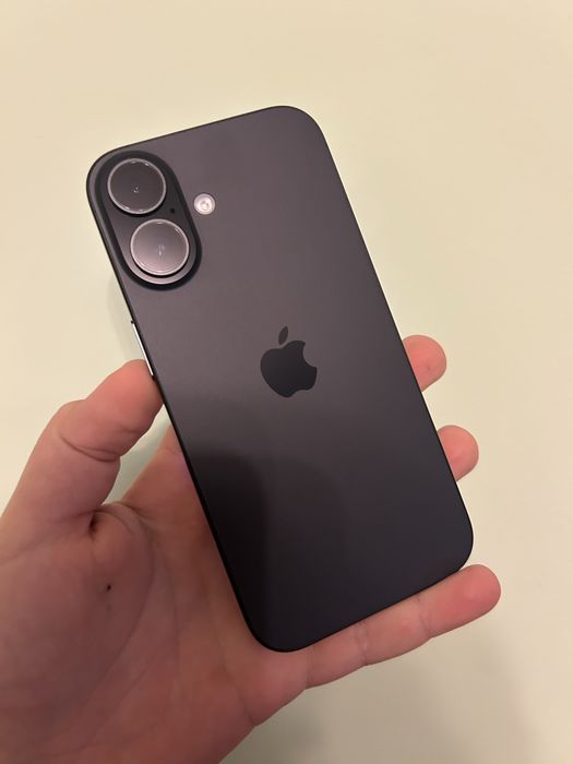 iPhone 16 Black 128GB НОВ 100% Battery Health 0 зареждания