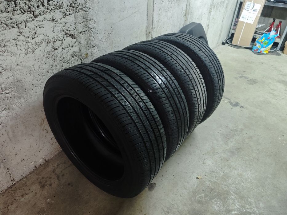 Всесезонни гуми Michelin 235/55/20 за продан