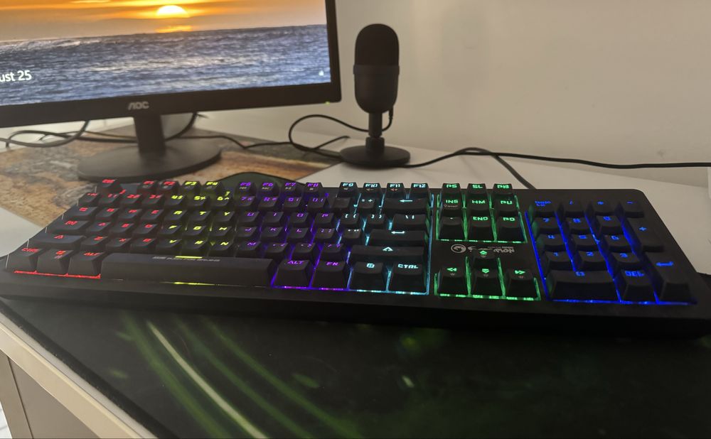 Tastatura mecanica scorpion kg916