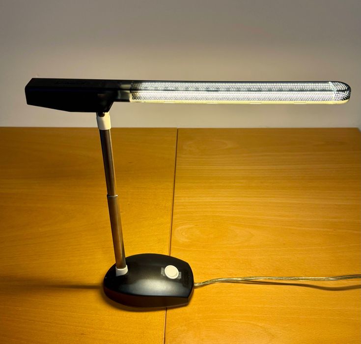 Lampa birou Artemide Microlight by Gismondi vintage, colectionabila