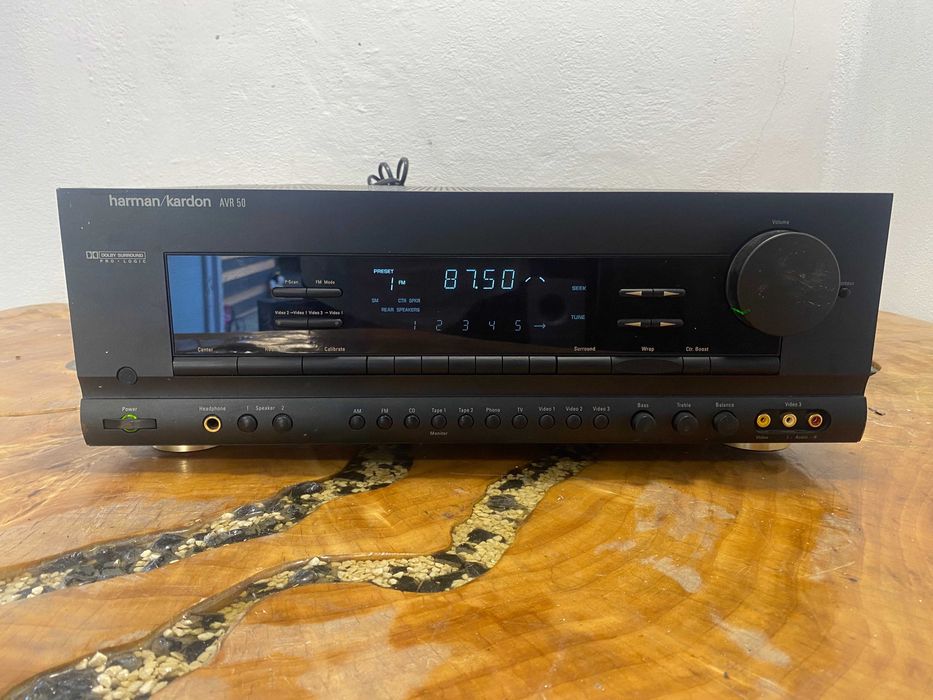Statie / amplificator harman kardon AVR 50