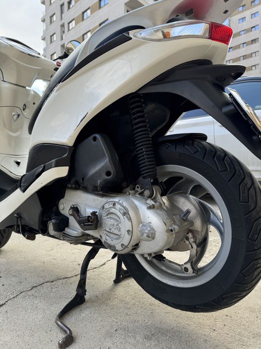 Scuter Piaggio Fly 50cc 4 timpi 2013