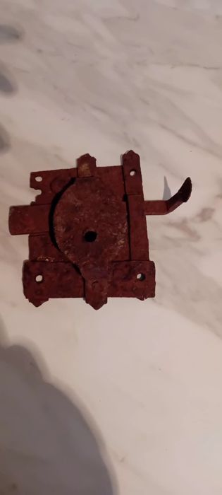 Стари възрожденски брава.