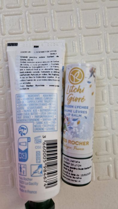 Set crema mâini si balsam de buze, noi