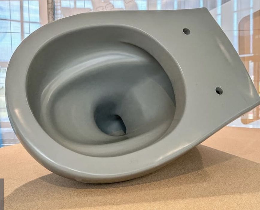 Vas WC suspendat (noi, ceramică, calitate superioară)