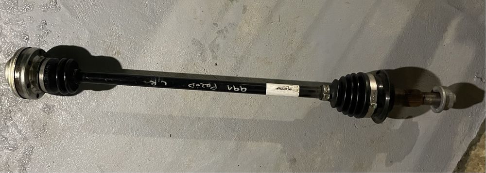 Продавам полуоска за Порше 911