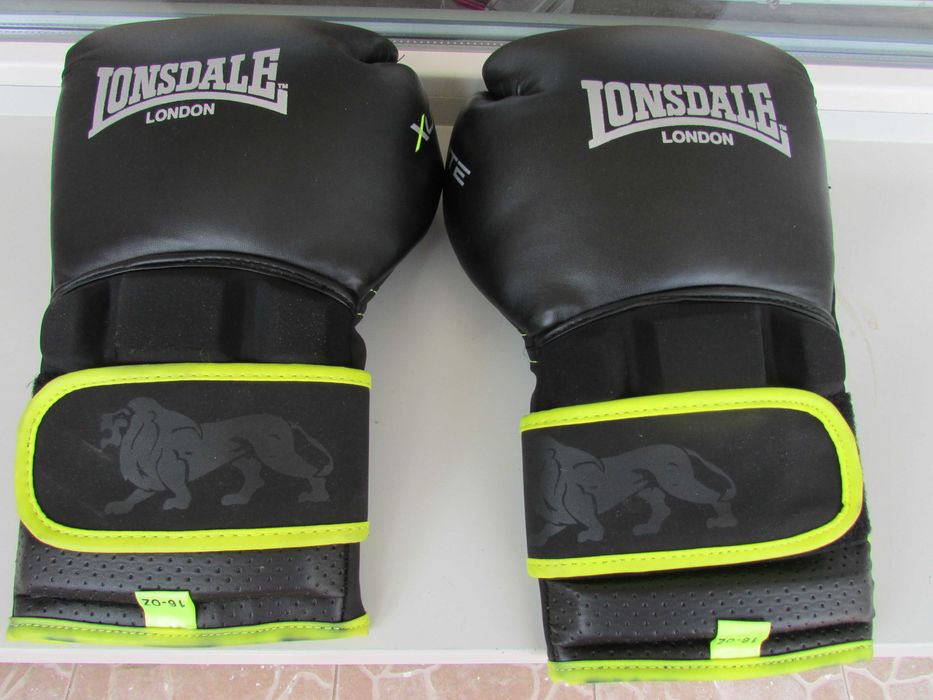 Боксови ръкавици Lonsdale X-lite