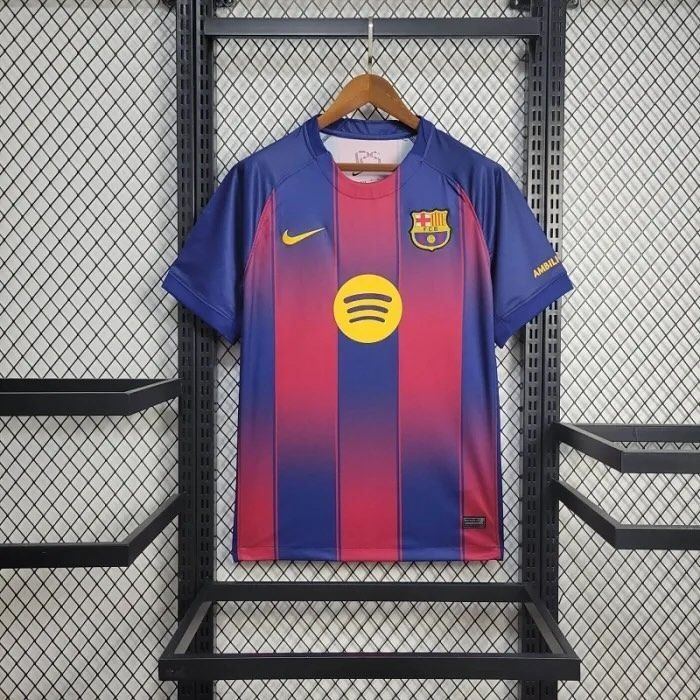 Barcelona new season jersey цена 49,99 размери S,M