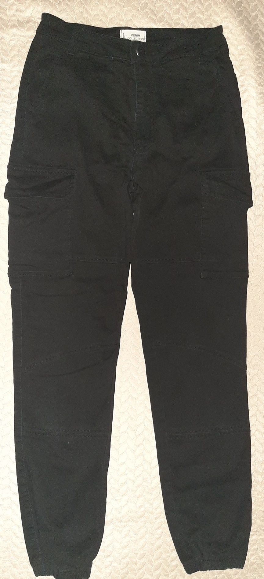 Pantaloni Denimm Tally Weijl marimea XS,purtati de doua ori,impecabili