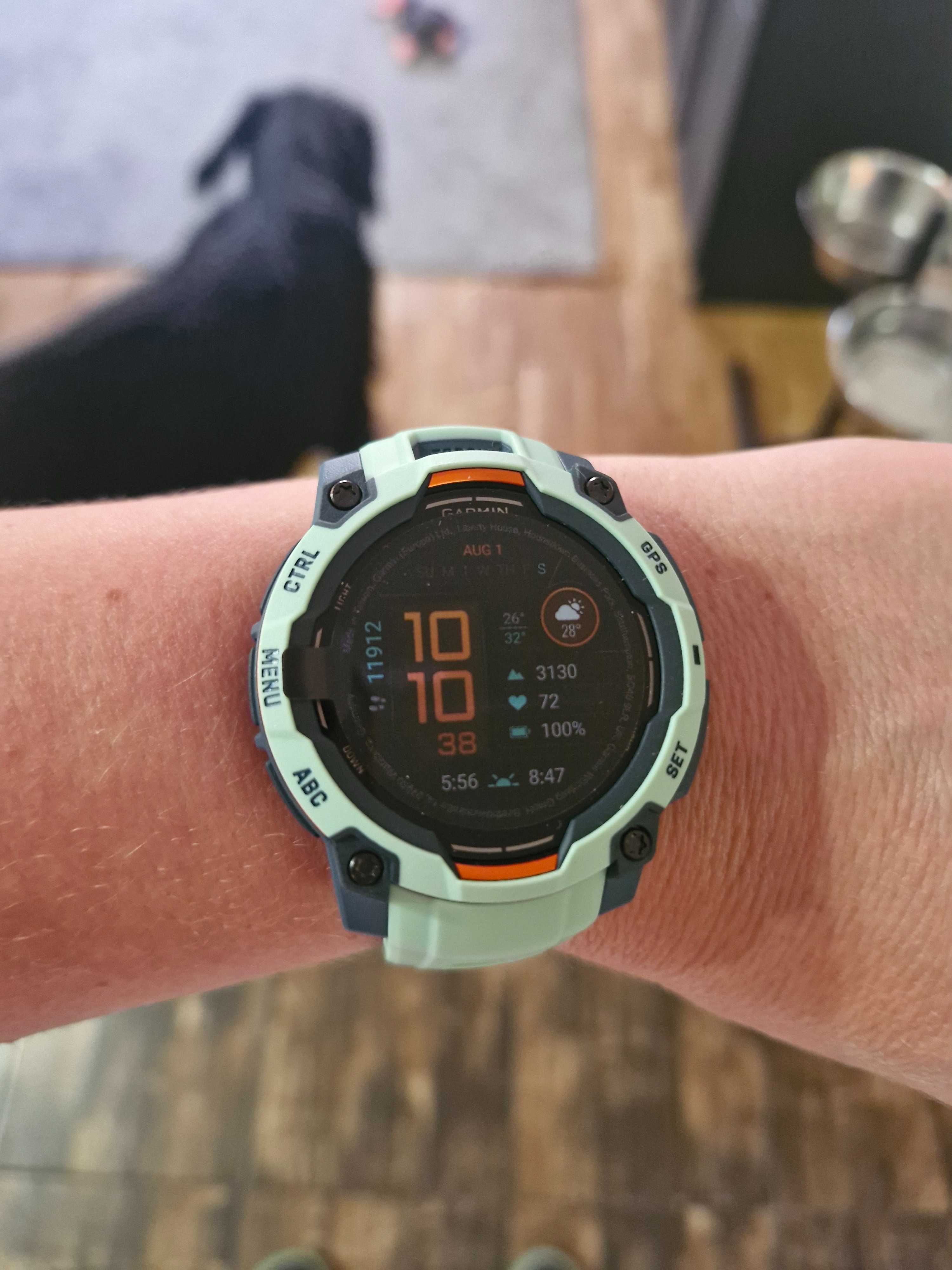 Смарт часовник Garmin instinct 3 Amoled в гаранция