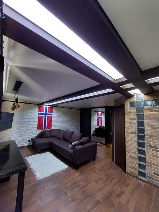 Натяжные потолки Бригада.Rem