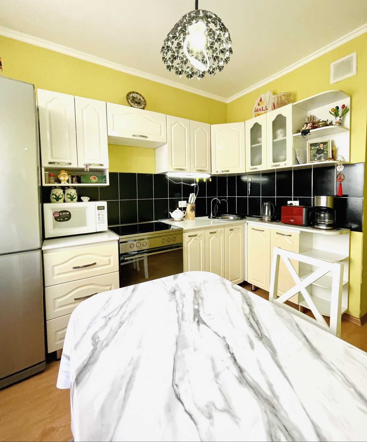 Продам уютную 3-х комнатную квартиру в Экибастуза (8 мкр)