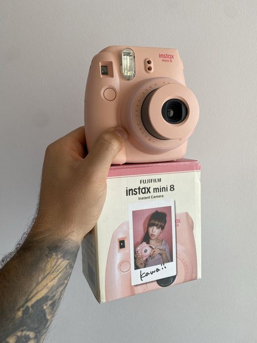 Aparat Foto Fujifilm Instax Mini 8 Pink Ediiton cutie originala