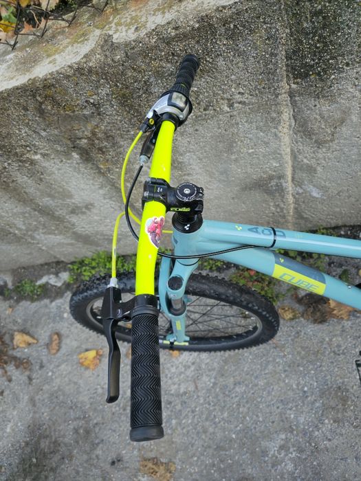 Cube Acid 24 цола 7 скорости Shimano преден амортисьор