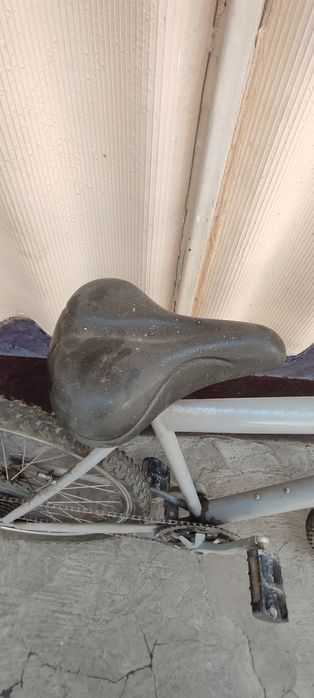 Velosiped 26  srochno sotiladi