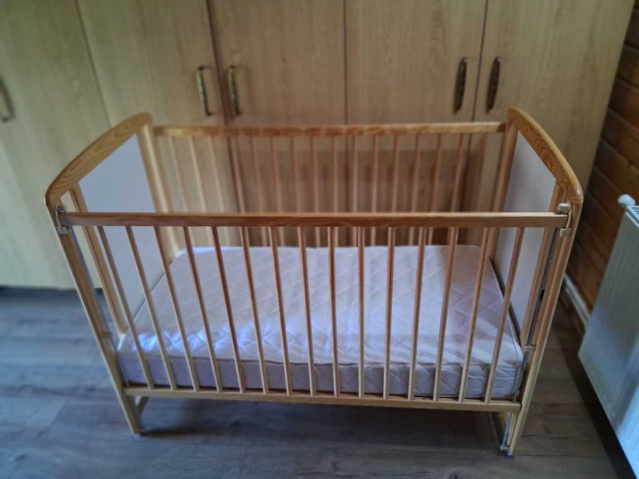 Patut lemn Babyneeds, Timmi, 120x60 cm, laterala culisanta