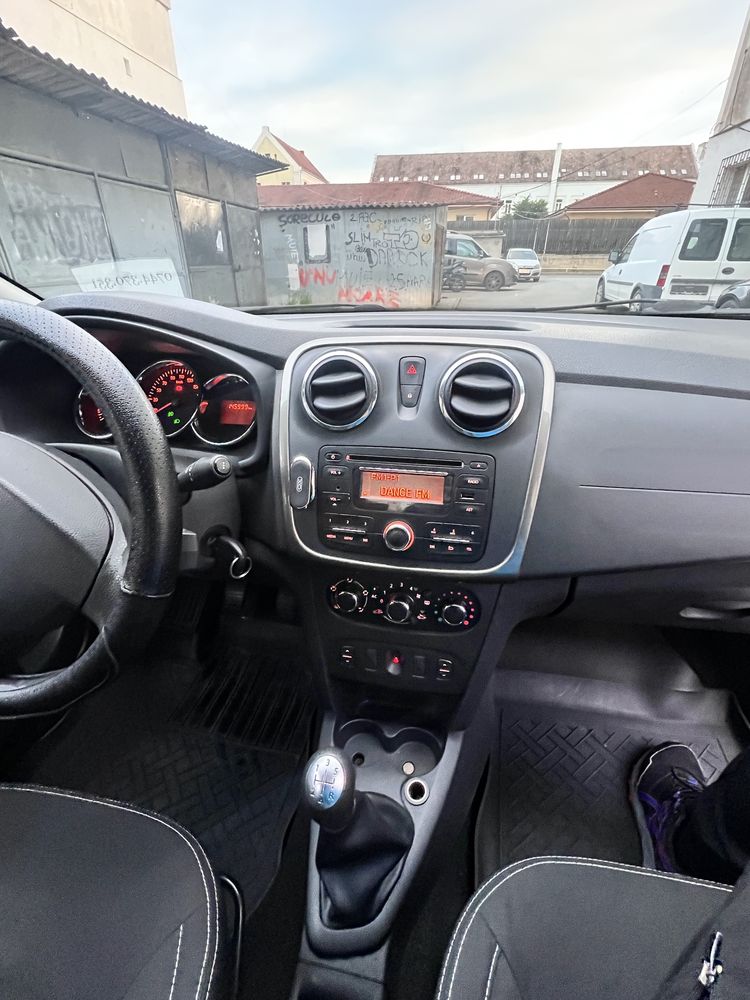 Vand Dacia Logan