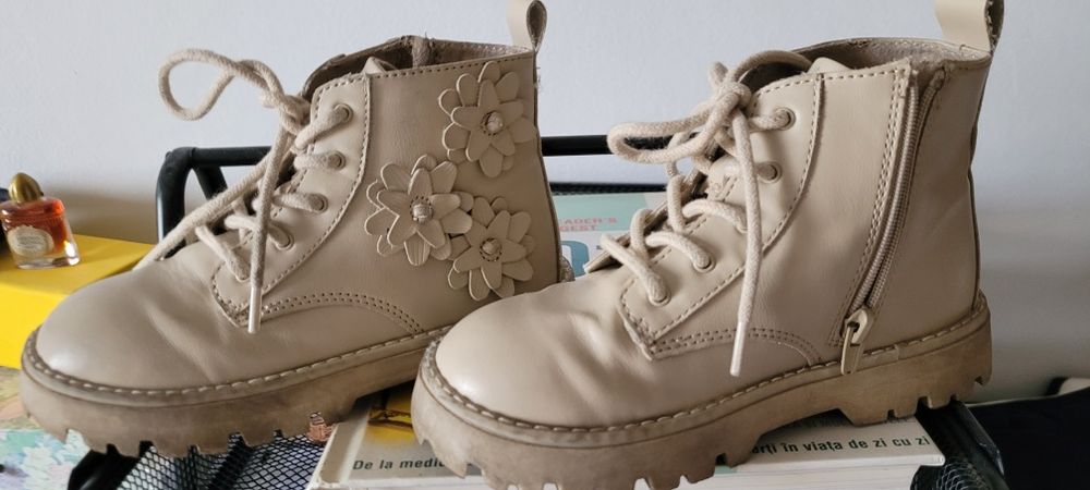 Ghete copii piele naturala Zara