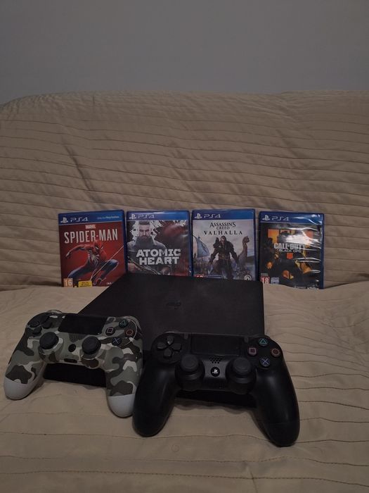 Vand ps4 slim in stare excelenta