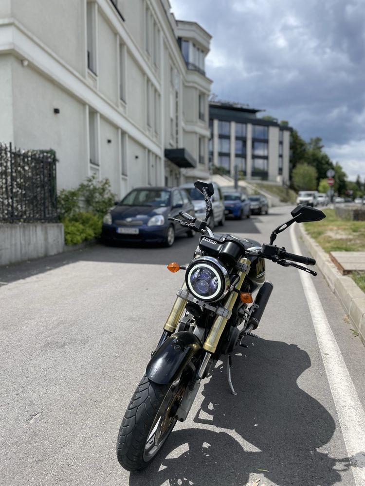 Ducati Monster 600