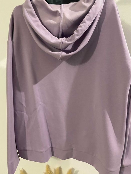 Hanorac lila, marime S/36, gluga, buzunare, molton cu vascoza, nou