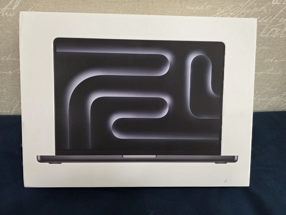 Vind MacBook Pro SIGILAT