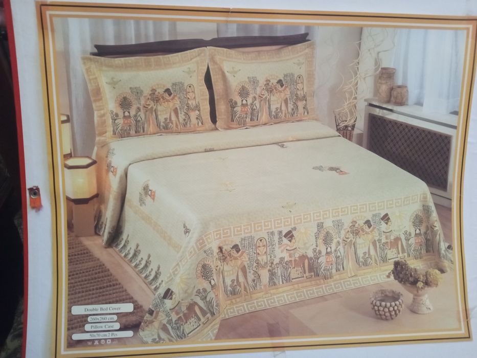 Продам покрывало на кровать