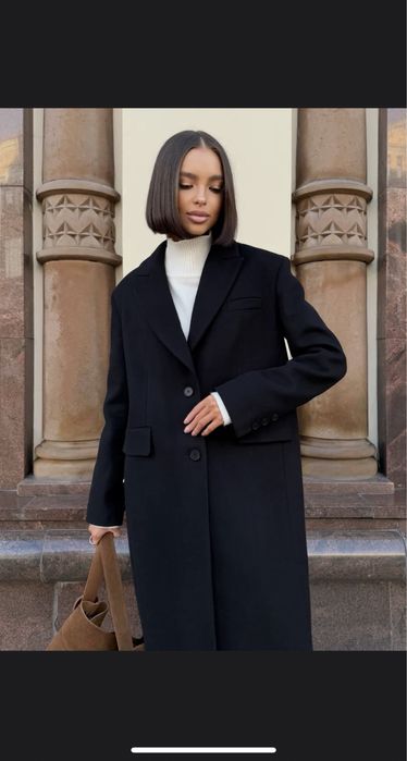 Пальто женское черное длинное