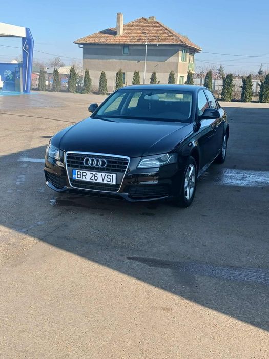 Vând audi A4 B8.