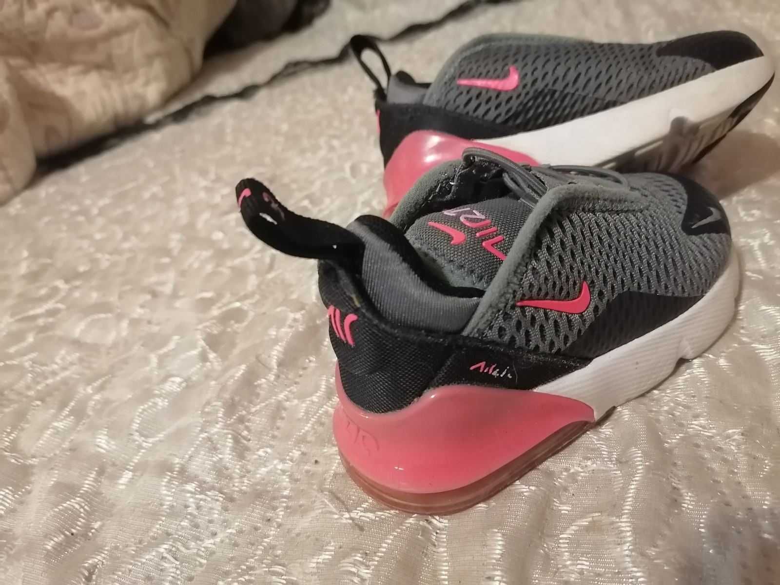 детски маратонки Nike 22