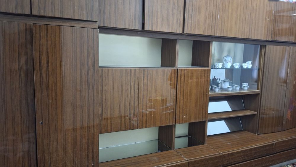 Srochna Sotiladi,narxi yana kelishilinadi.