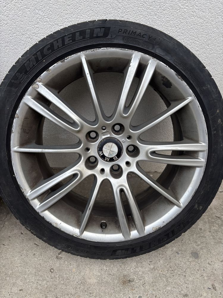 1 janta  bmw r18 bmw e90,91,92,93
