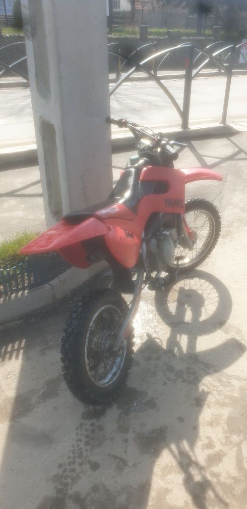 Vand malaguti 90cc 2t racire apa pentru copii 7-12 ani manuala(CU AMBR