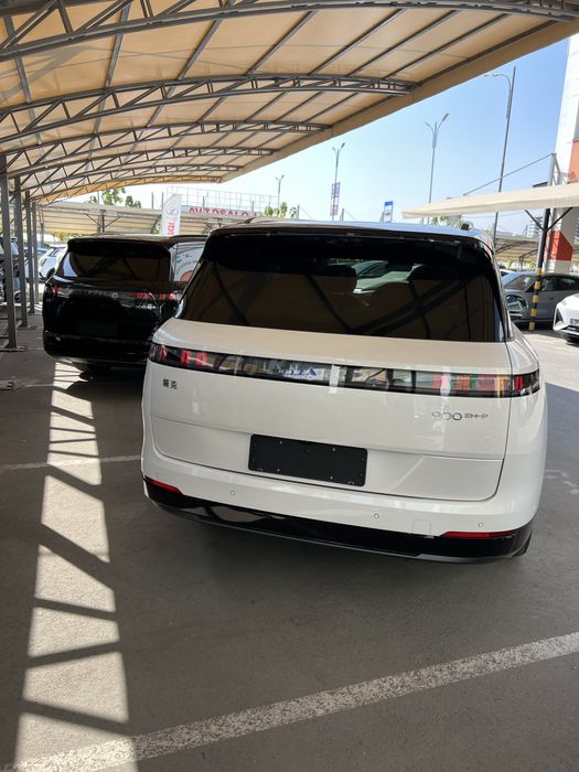 Lynk co 900  nalichi bor