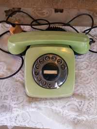 Стар работещ телефон