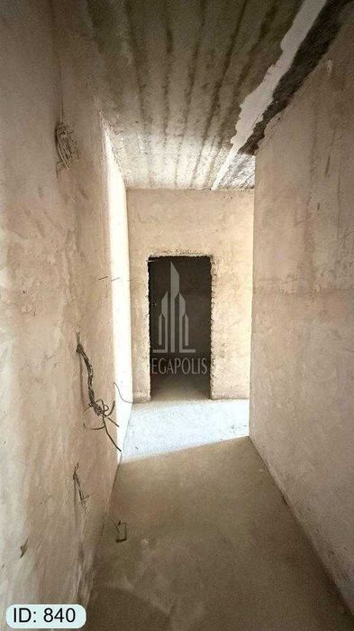 SOTILADI №840 Kogon yo'lida 1xonalik karopka variantdagi uy sotuvda