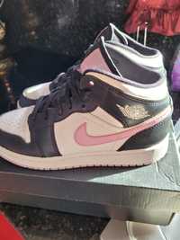 Vand Jordan 1 Mid 36