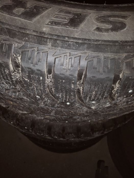 Резину 285/60/R18, 255/55/R19