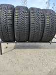 Vând anvelope iarna 235/55/19 235/55r19 PIRELLI