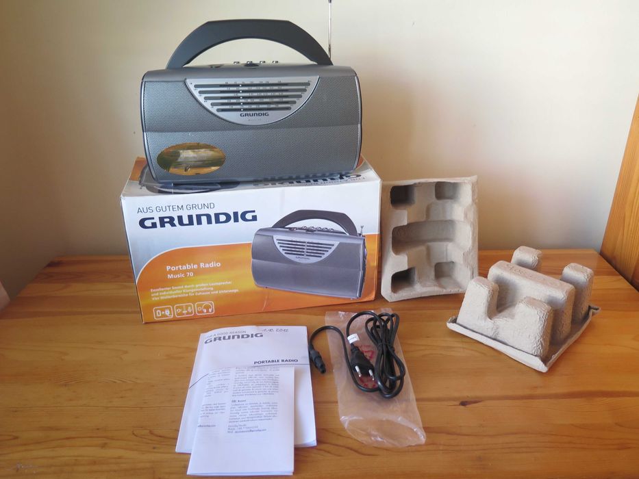 Ново-GRUNDIG,music 70 ,радио,2012год