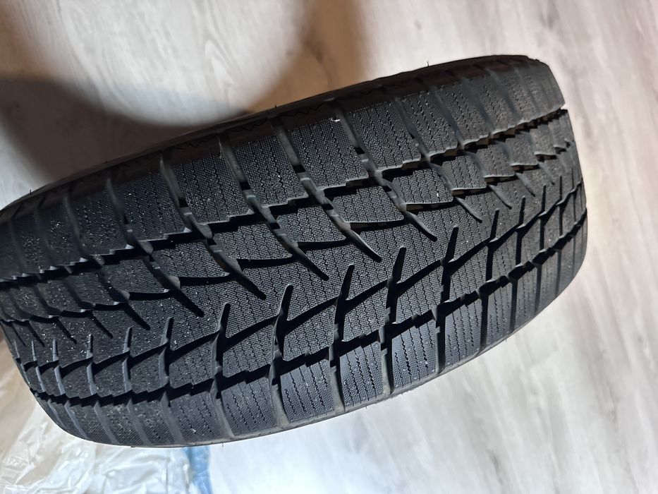 Anvelope Alpine de iarna ca noi 195/55/16
