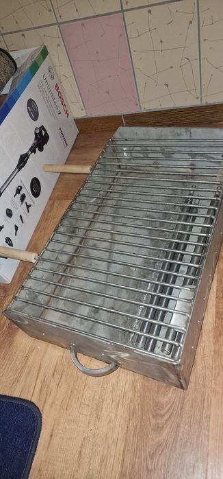 Grătar din inox pentru curte